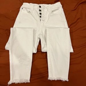 White skinny jeans - frayed at bottom